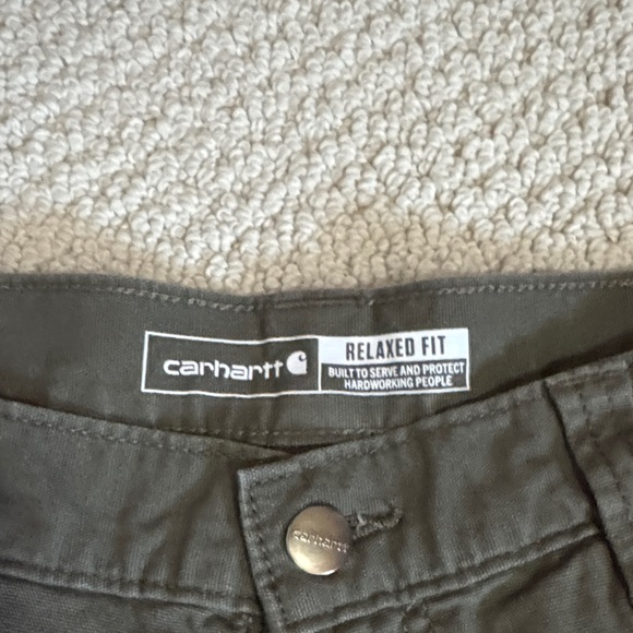 Carhartt Men's Olive Green Flat Front Shorts - Picture 2 of 4